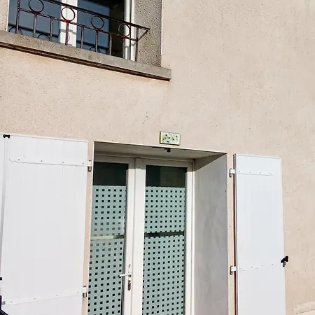 Maison De Village Au Calme Vakantiehuis *