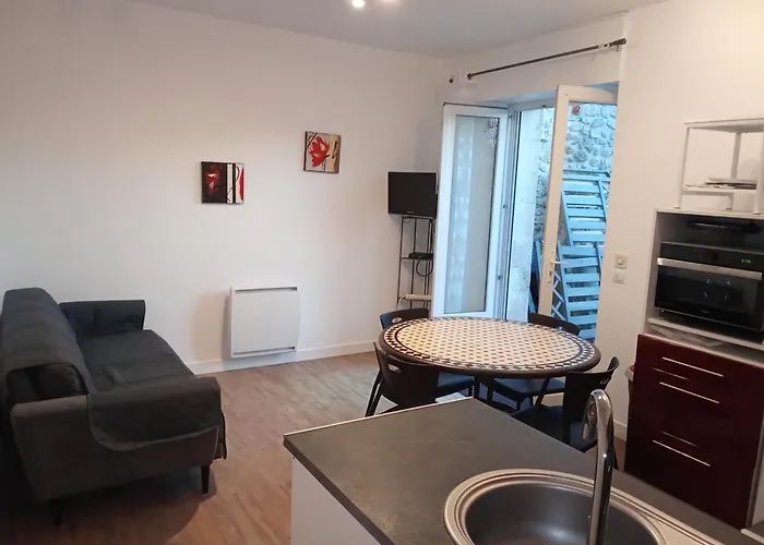 بيت للعطل Maison De Village Au Calme *