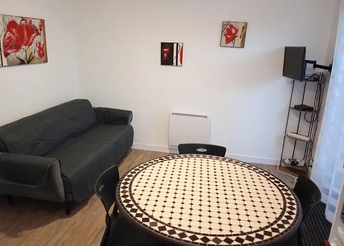 Maison De Village Au Calme بيت للعطل ساوجون