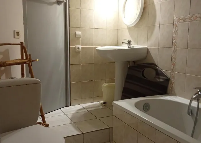 Maison De Village Au Calme بيت للعطل ساوجون